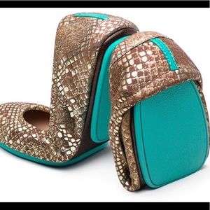 9 condition!! Copper snakeskin